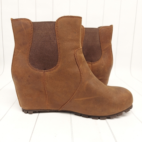 Merrell Leather Wedge Booties - Picture 4 of 12